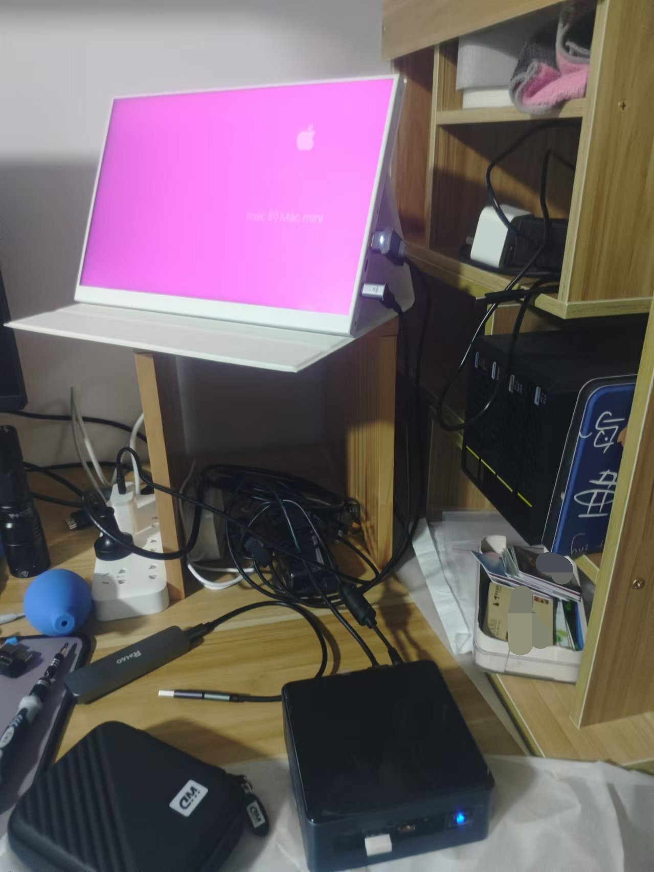 NUC8以及带顺序启动的3.5硬盘柜 微信图片_20250318162952.jpg