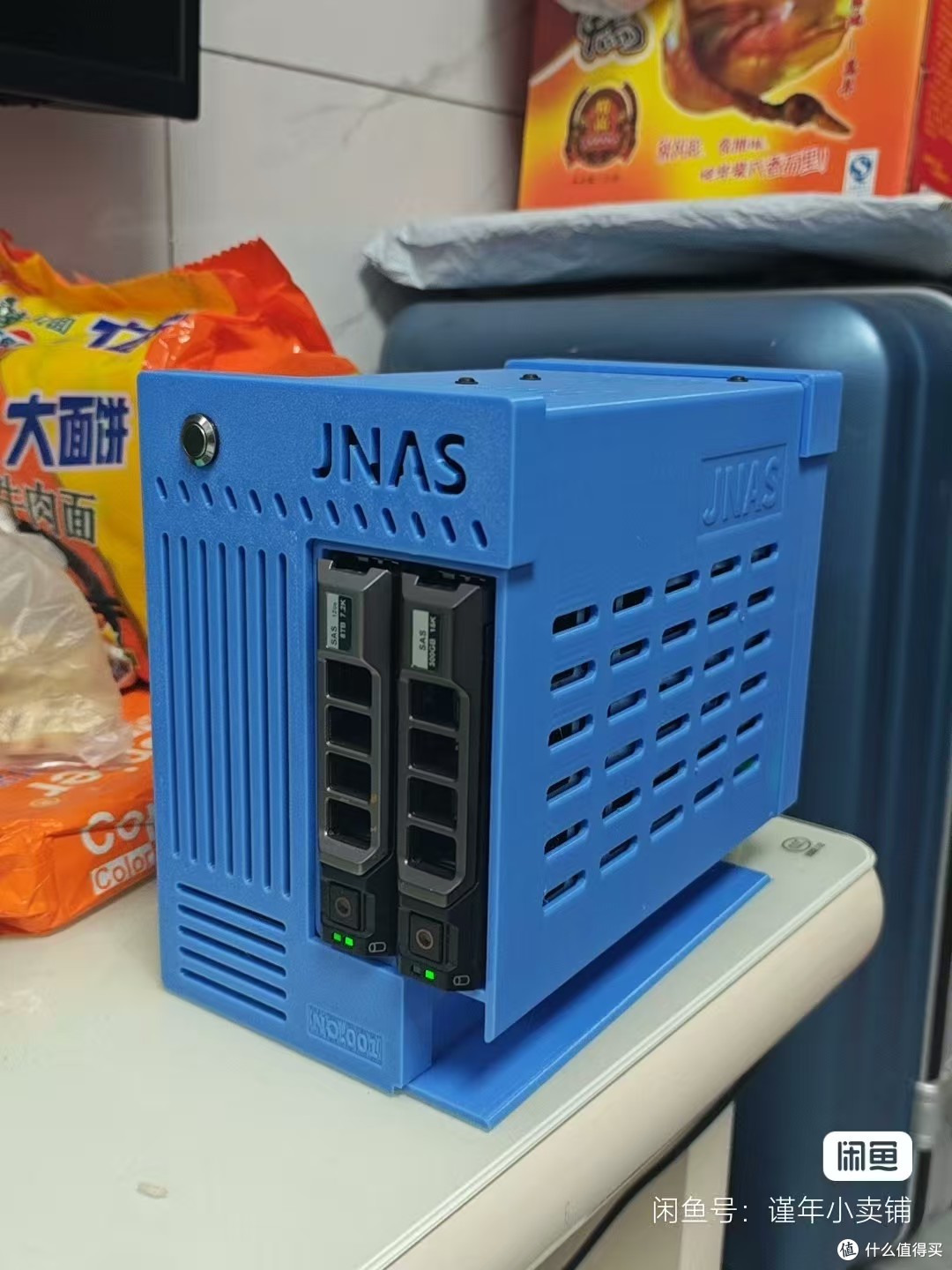 2盘位ITX群晖NAS电脑机箱单面悬浮设计，飞牛NAS主机