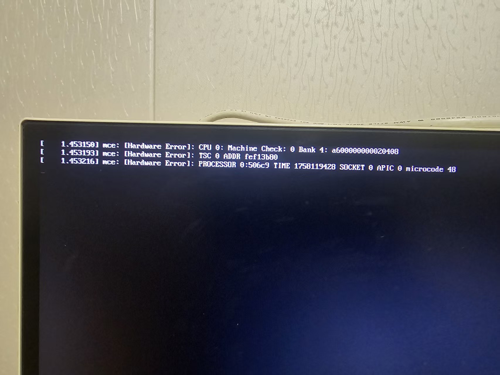 8d6906cf58f4227e5f4c399c685037e6.jpg